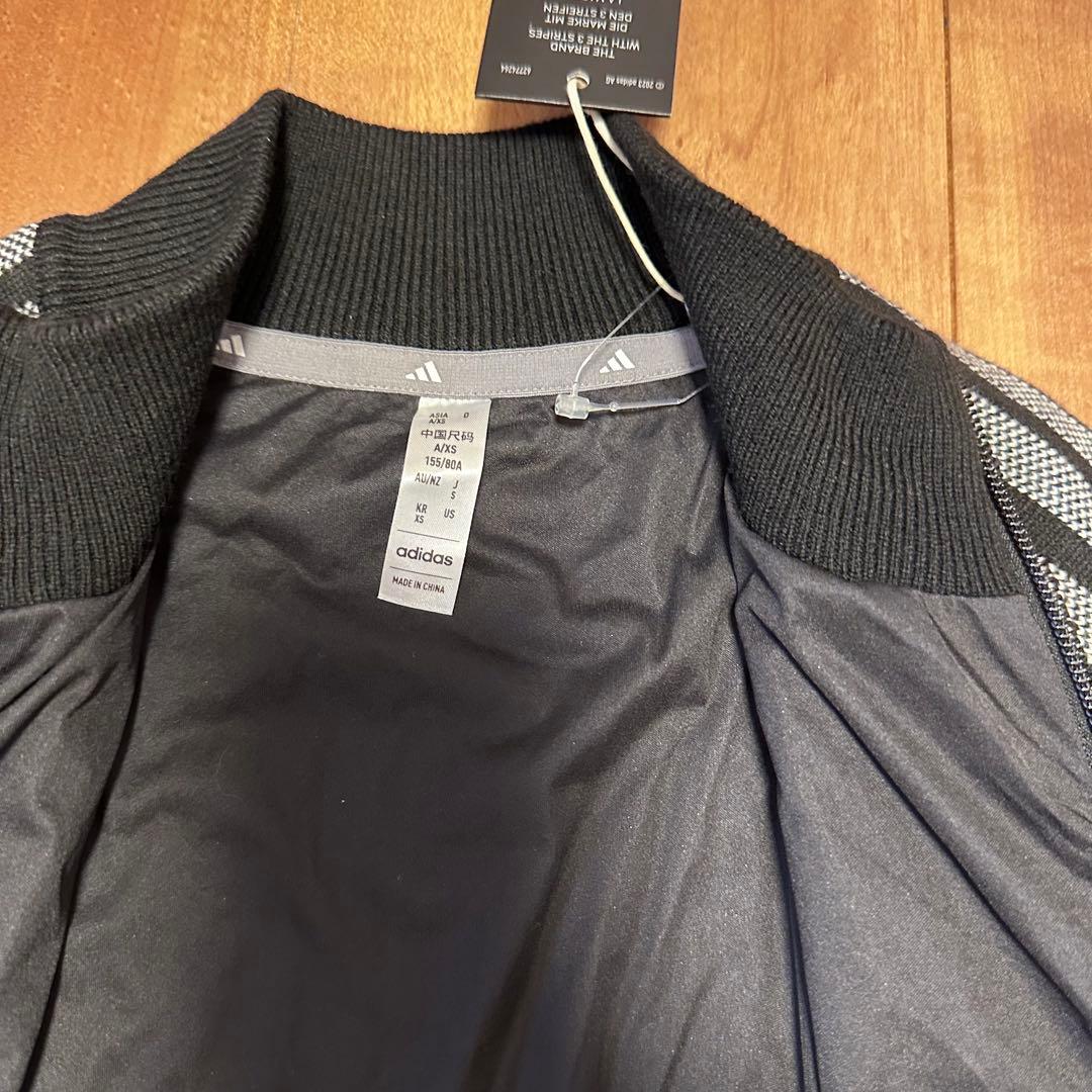 防風　裏地付き　ニット　セットアップ　ブラック　サイズS 新品タグ付　秋冬