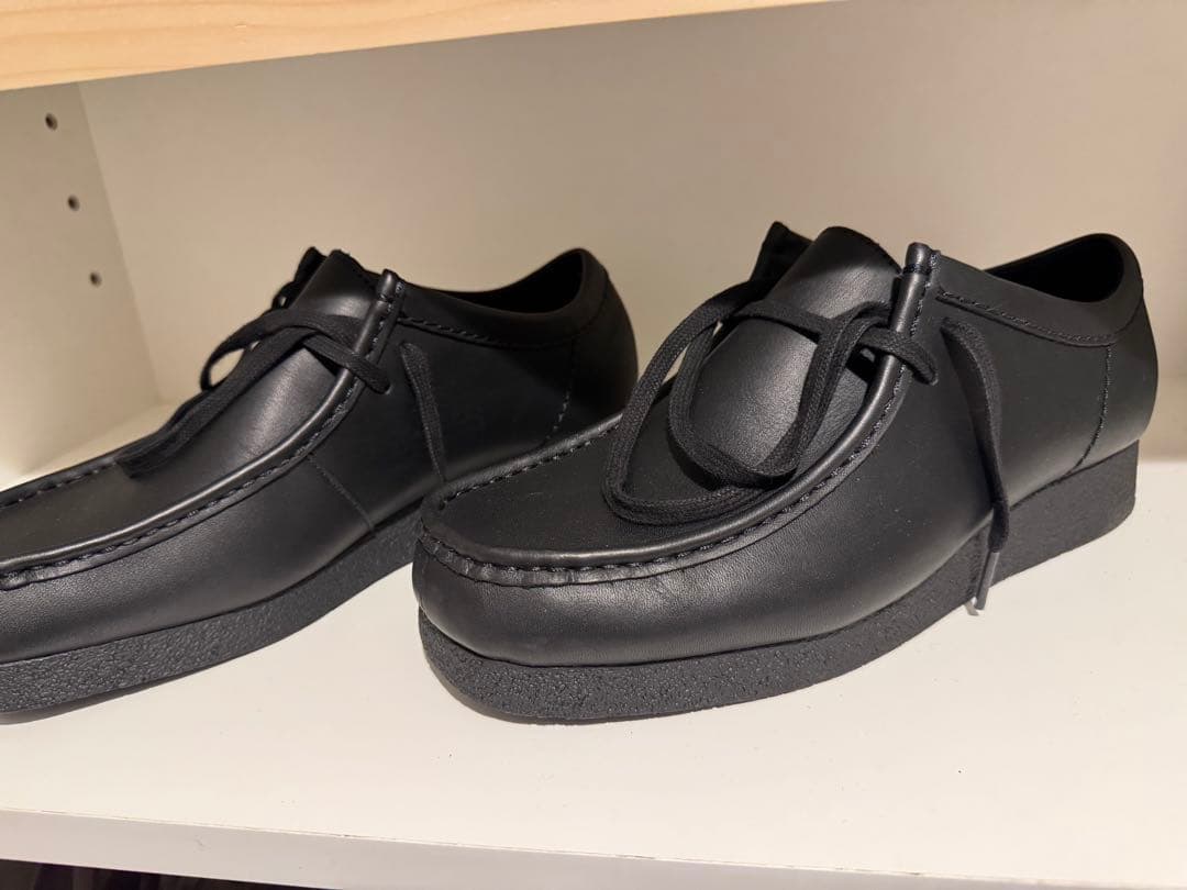 クラークス　ワラビー　ブラックレザー　ブーツ