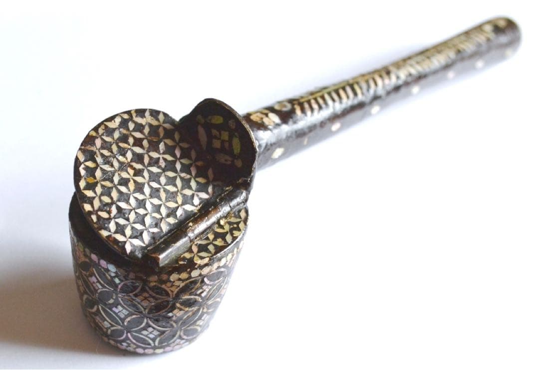 貝螺鈿矢立　Yatate decorated w/h pieces-shell