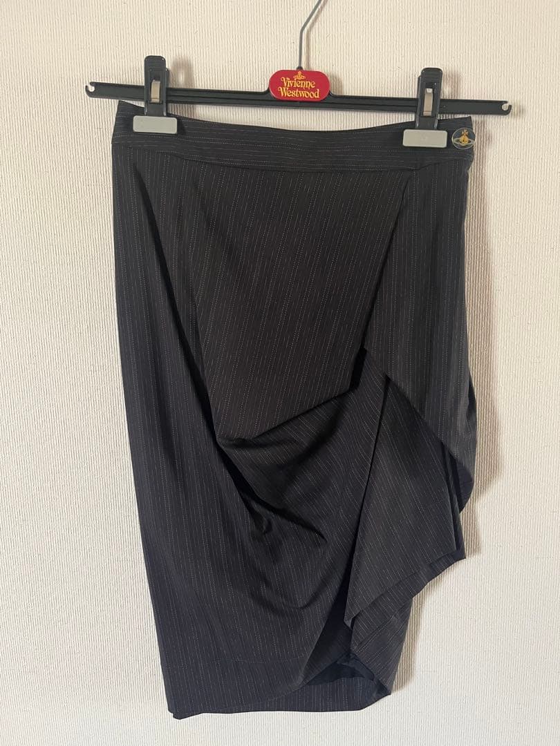 Vivienne Westwood イタリア製　スカート 黒　ストライプ　値下げ