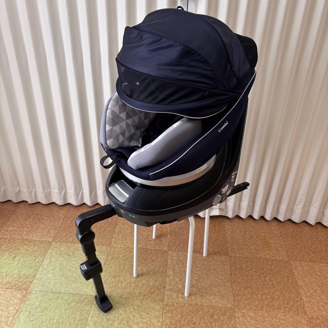 ☆美品☆　コンビ　WL　新生児OK　クルムーヴ　スマート　EG　ISOFIX　紺