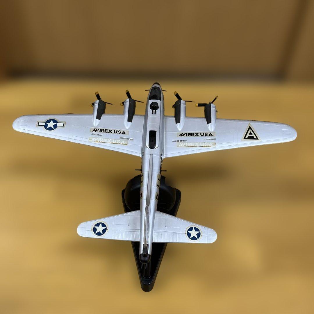 AVIREX USA B-17 モデル 戦闘機 時計 音声付き
