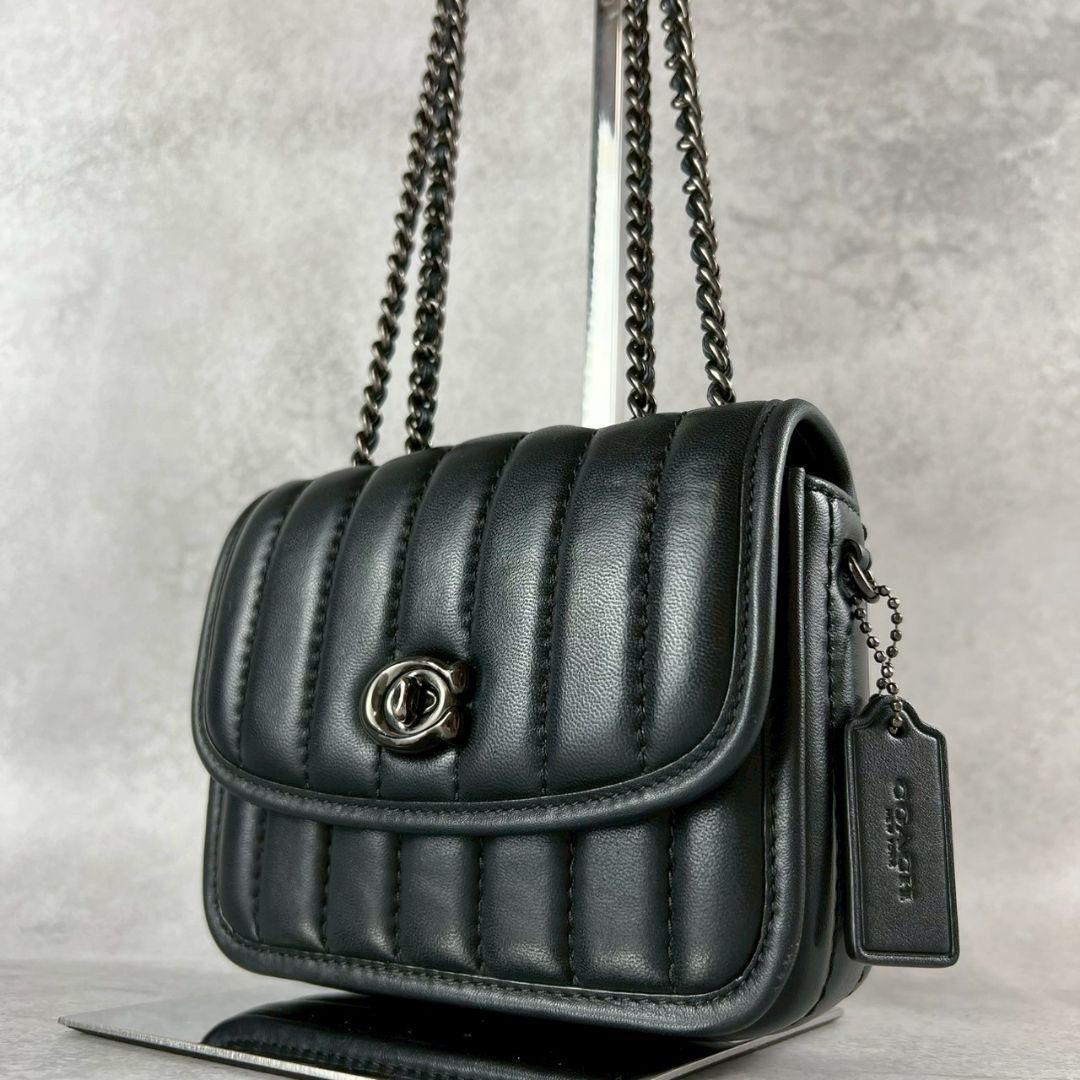 コーチ　ブラック キルティング ショルダーバッグ チェーンショルダー
