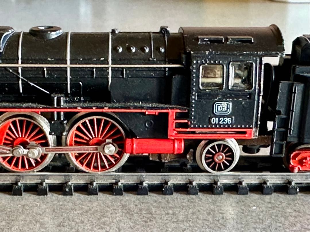 MINITRIX Nゲージ ドイツ鉄道(DB) 蒸気機関車 BR 01 型