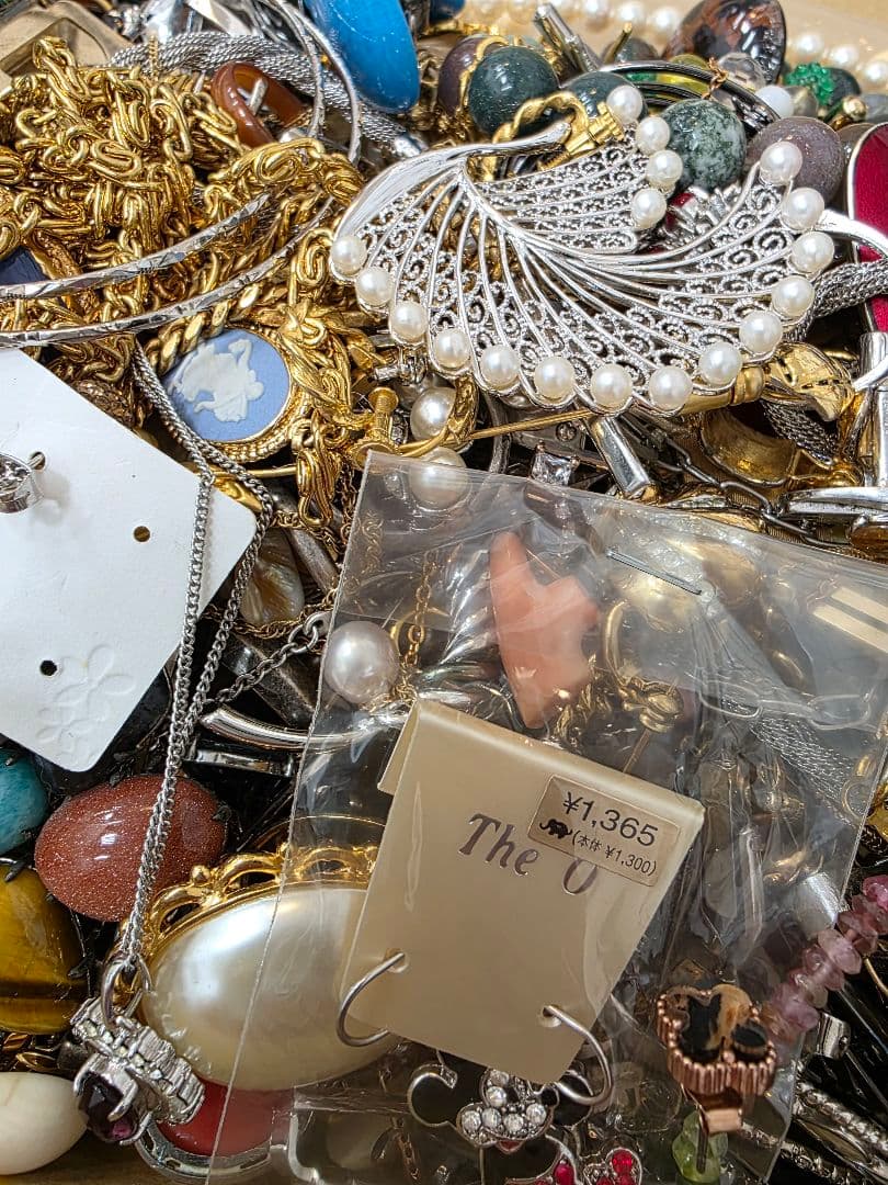 2.1kg　ジュエリーセット 多様なデザイン アクサセリ