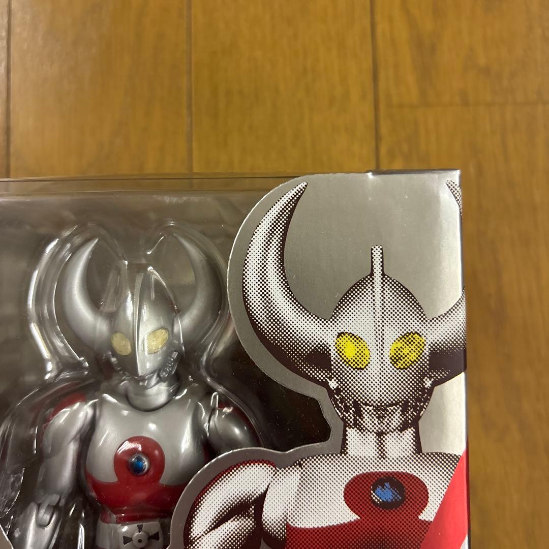 ULTRA-ACT ウルトラの父