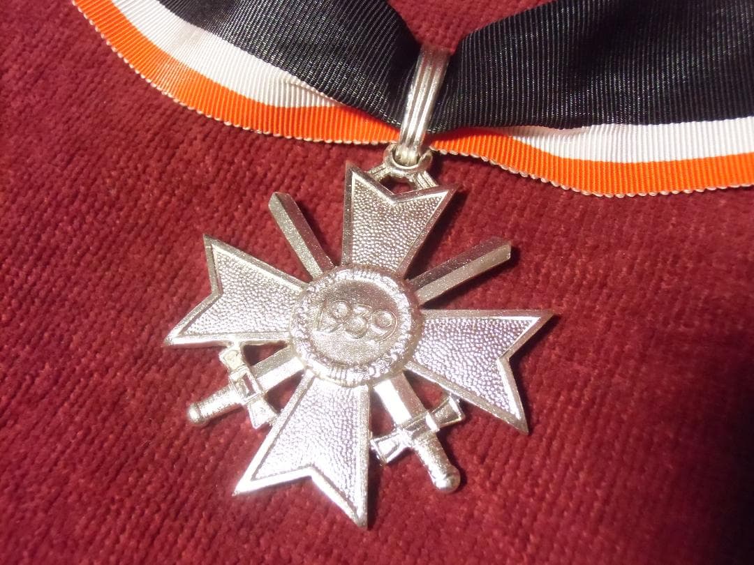 BWドイツ軍/連邦軍＊１９５７年制定＊戦功騎士十字勲章剣付（実物）