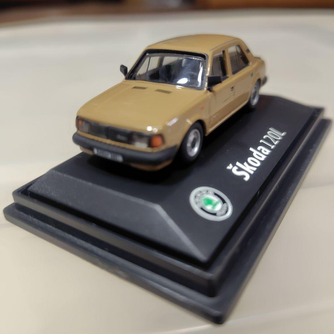 Škoda 120L ミニカー 10台セット 1/72