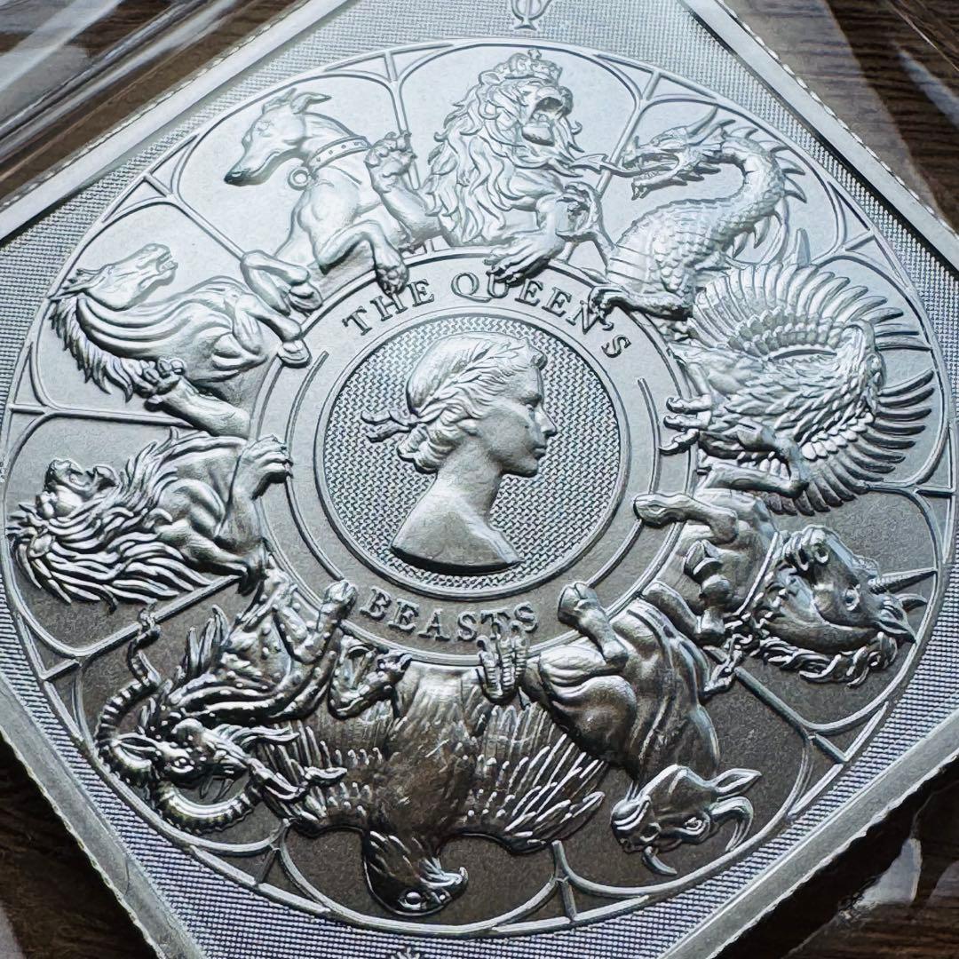 クイーンズビースト　コンプリーター　1オンス　各2枚づつ　（計4オンス）