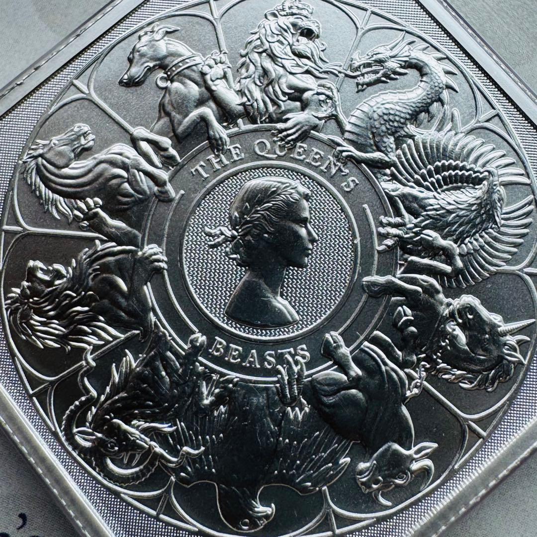 クイーンズビースト　コンプリーター　1オンス　各2枚づつ　（計4オンス）