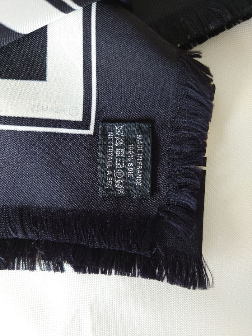 ’23AW HERMÈS エクス・リブリス フリンジスカーフ 80
