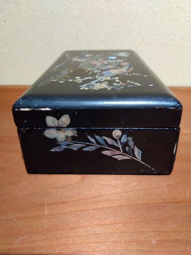 梶井さん専用です。江戸時代 長崎螺鈿 梅と鶯 花紋 小箱