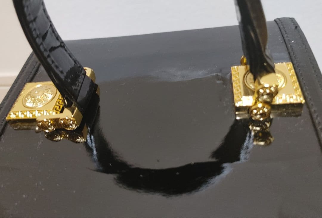 ヴェルサーチバニティバック