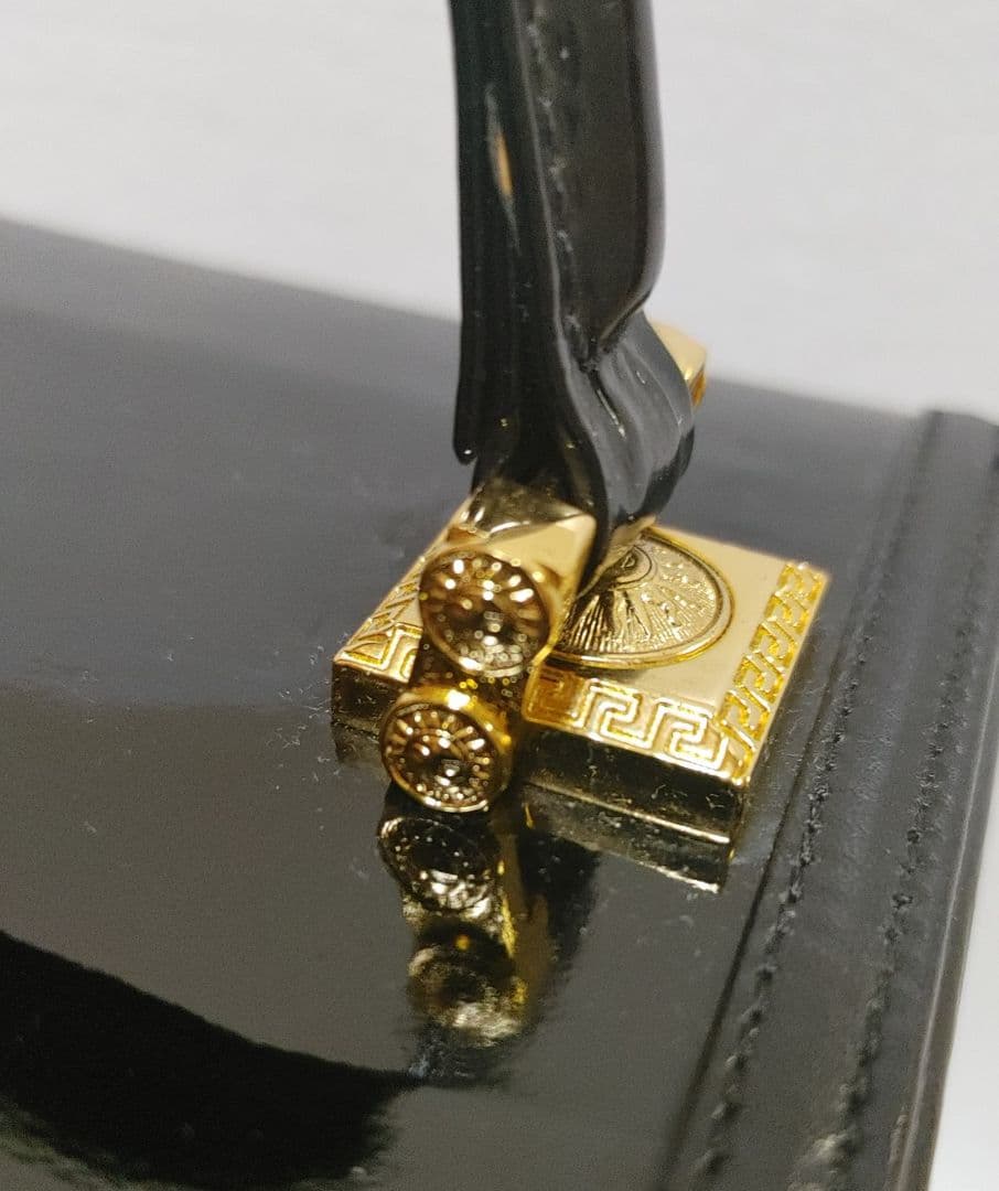 ヴェルサーチバニティバック