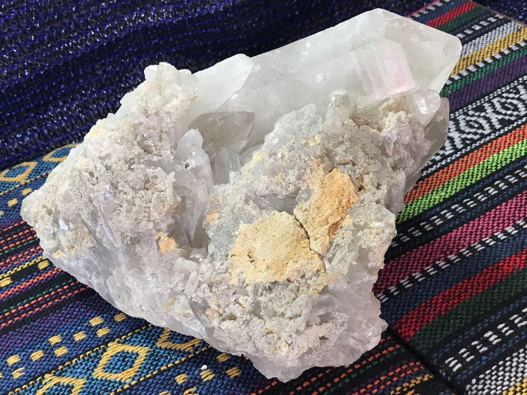 《SHOP》約1.8kg【マダガスカル産/水晶/クラスター】原石[⑧D20