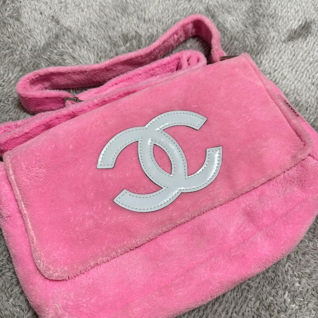CHANEL ピンク ショルダーバッグ