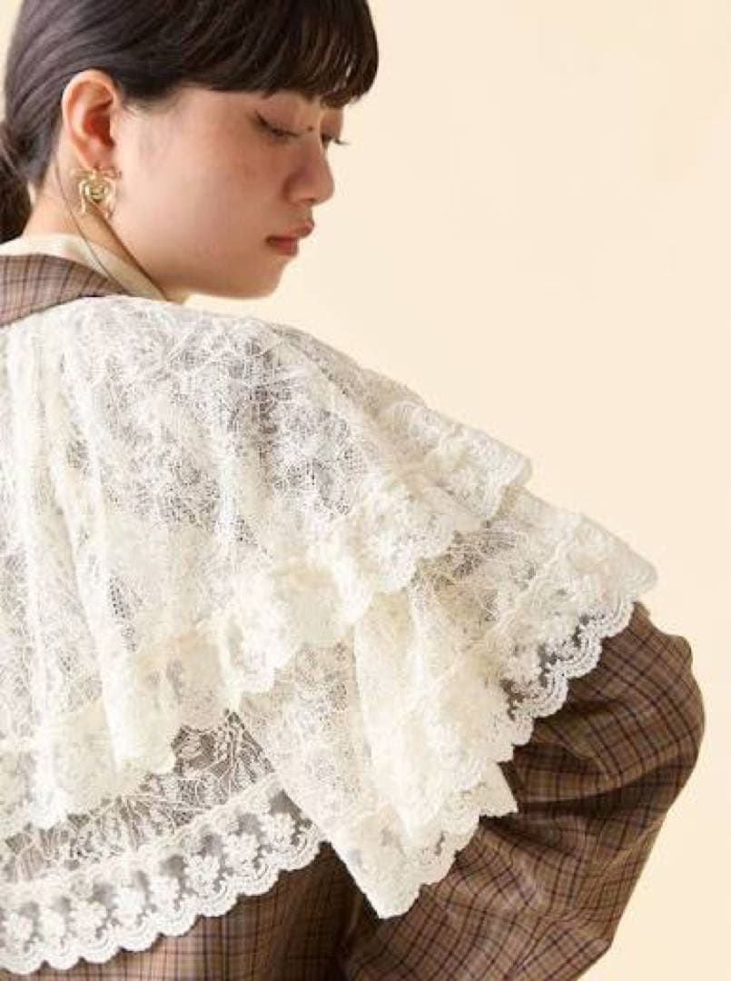 LILYBROWN ヴィンテージライクレースボレロ