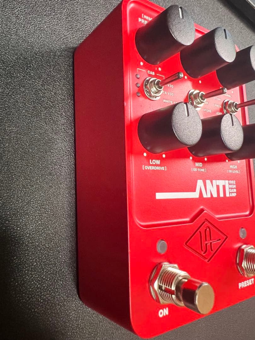 値下げ【アダプター付き】UAFX ANTI 1992 HIGH GAIN AMP