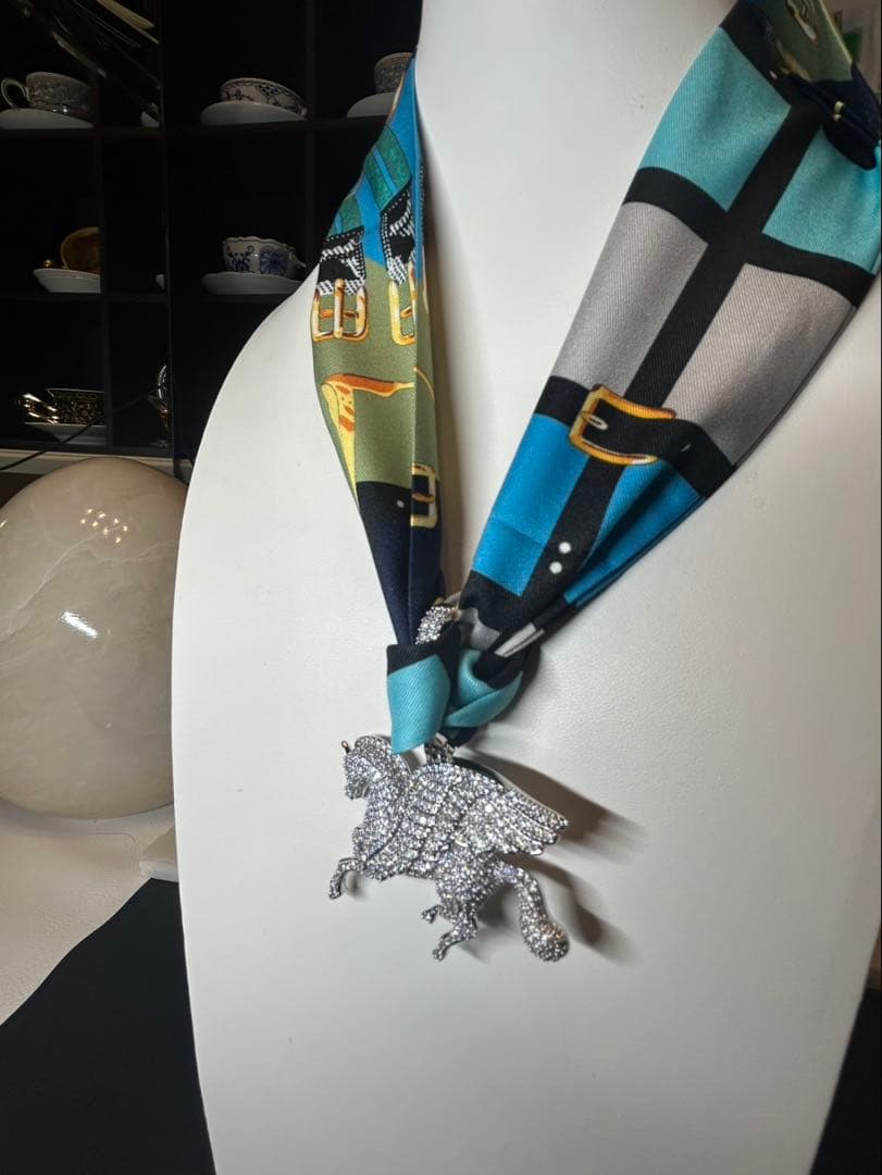 ペガサストップ　チャーム✖️スカーフ