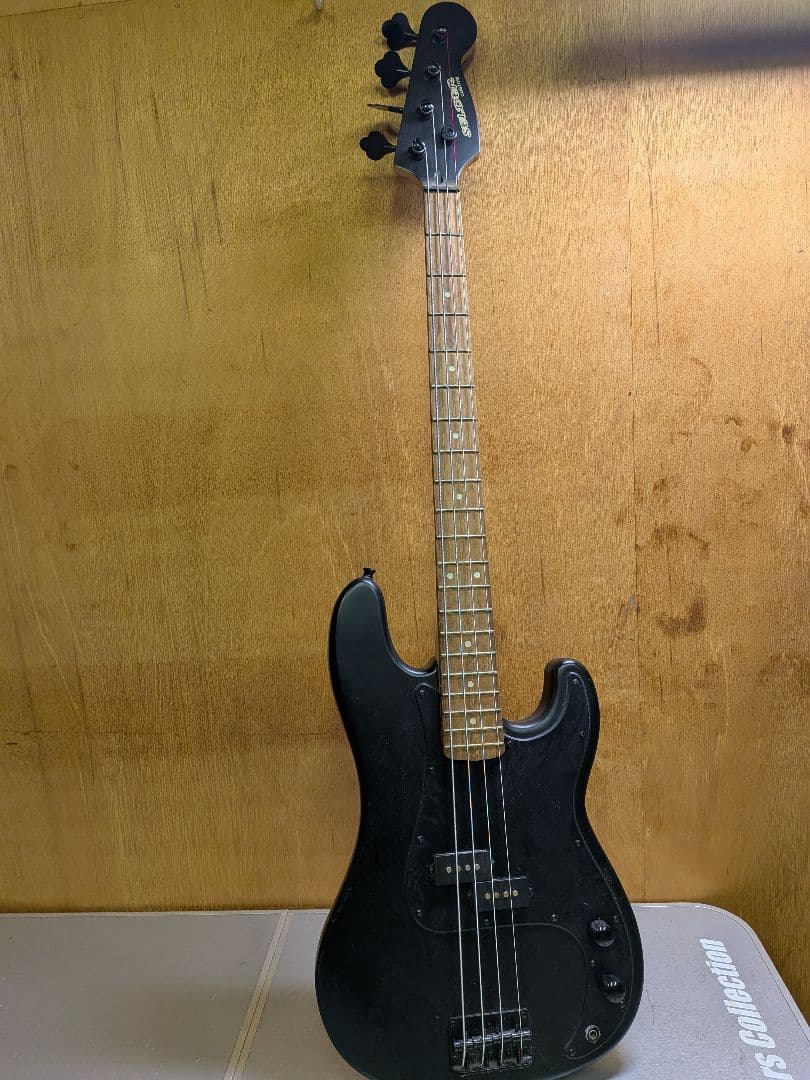 SELDERマッドブラック 4弦エレキベース