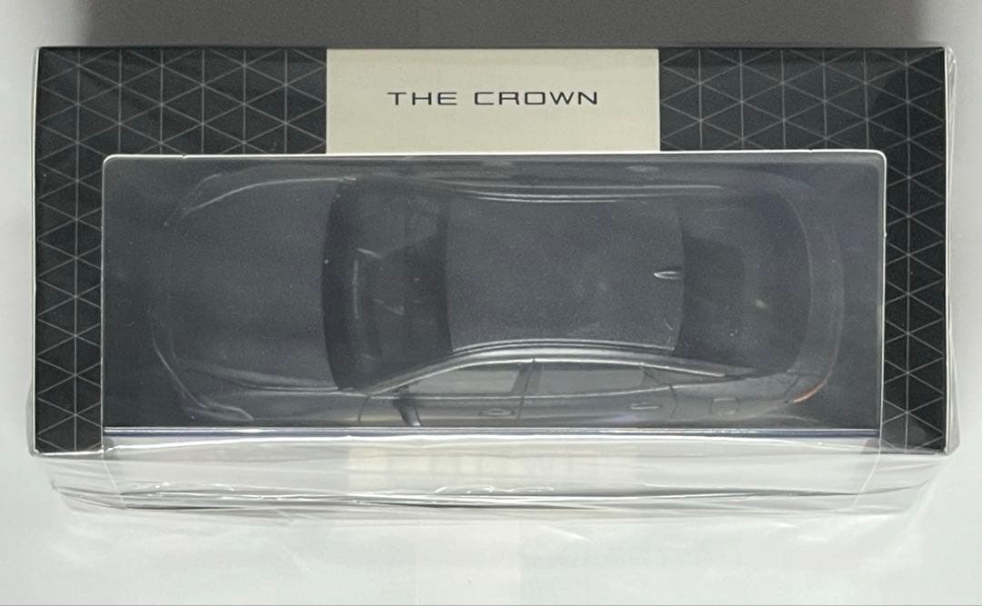 限定車トヨタ クラウン クロスオーバーRS マットメタル