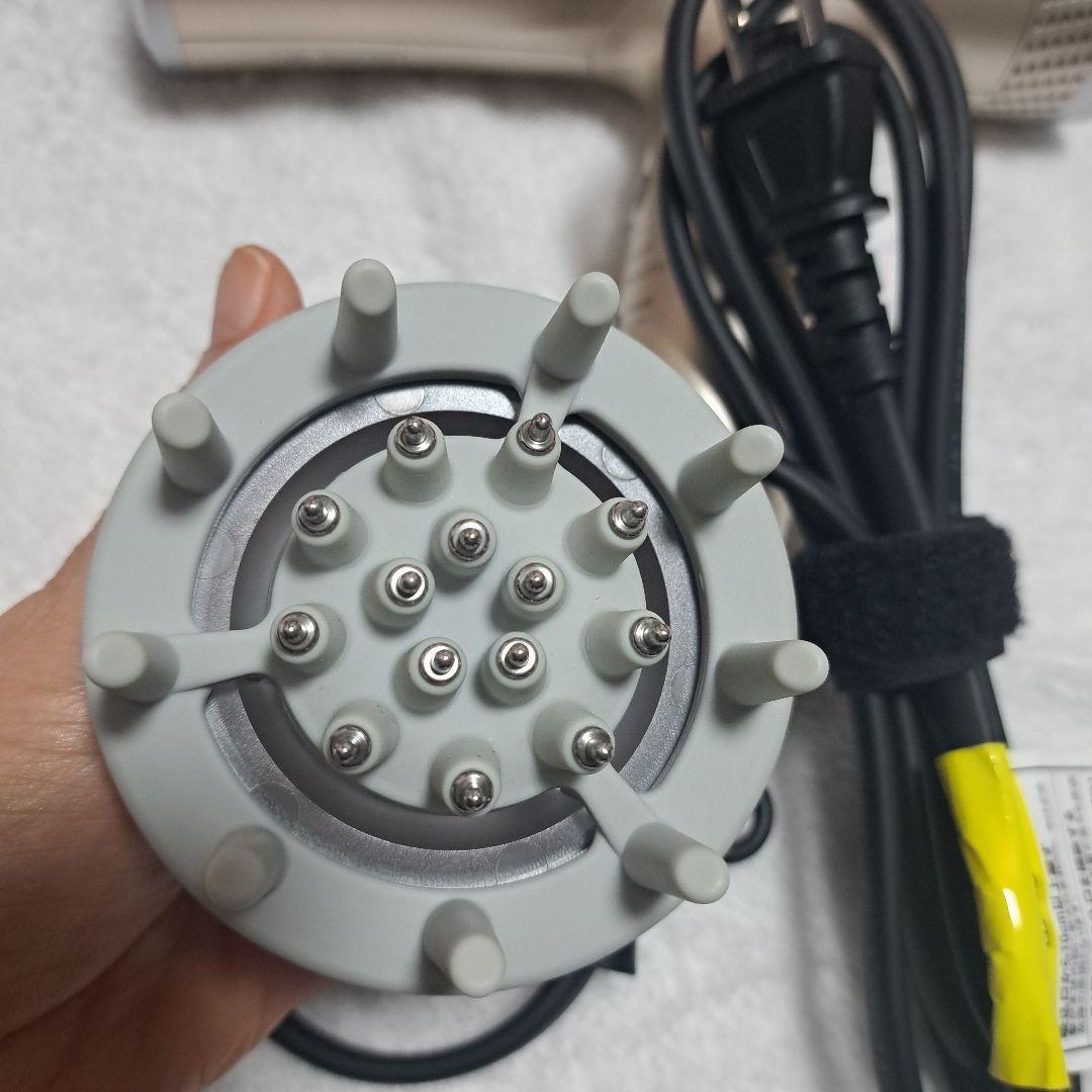 YA-MAN　ヤーマン　リフトドライヤー　 ゴールド　HC20N5