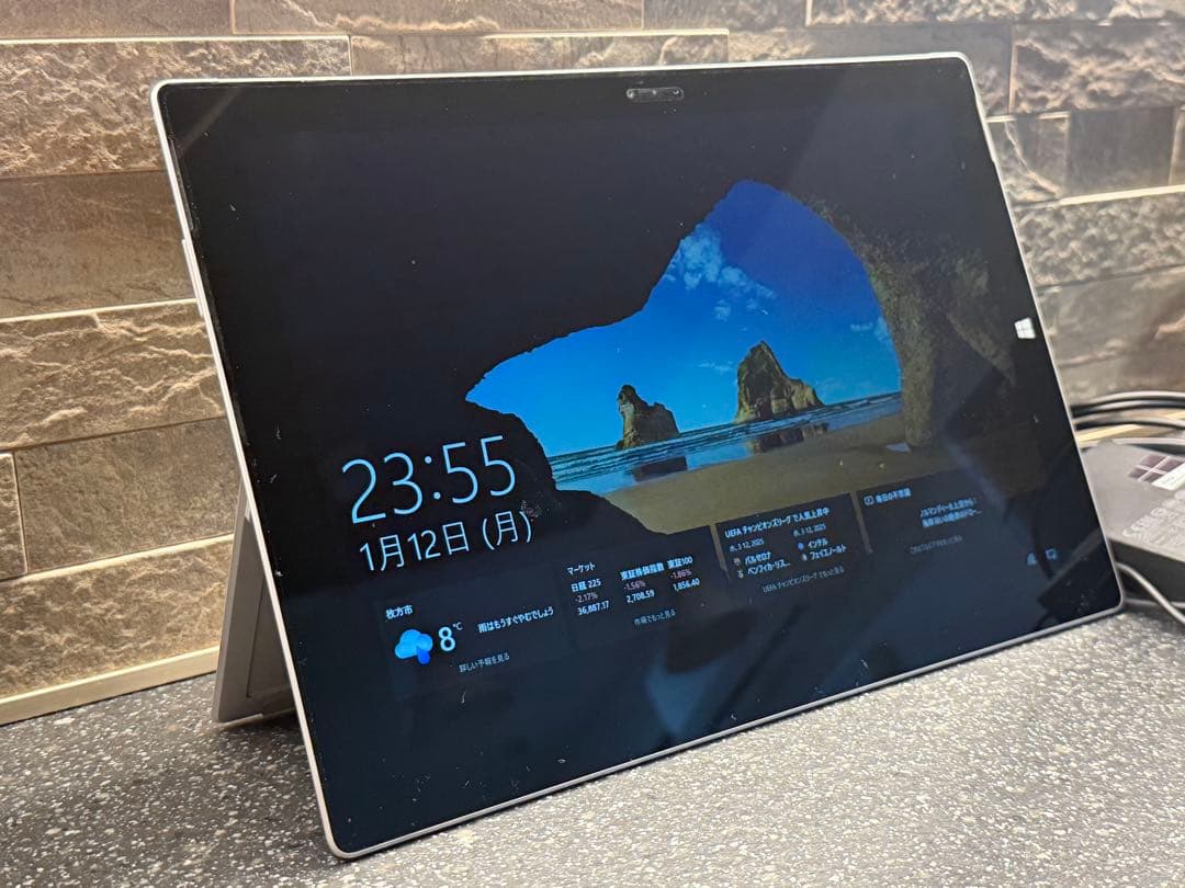 【1/15まで出品】Surface pro 3
