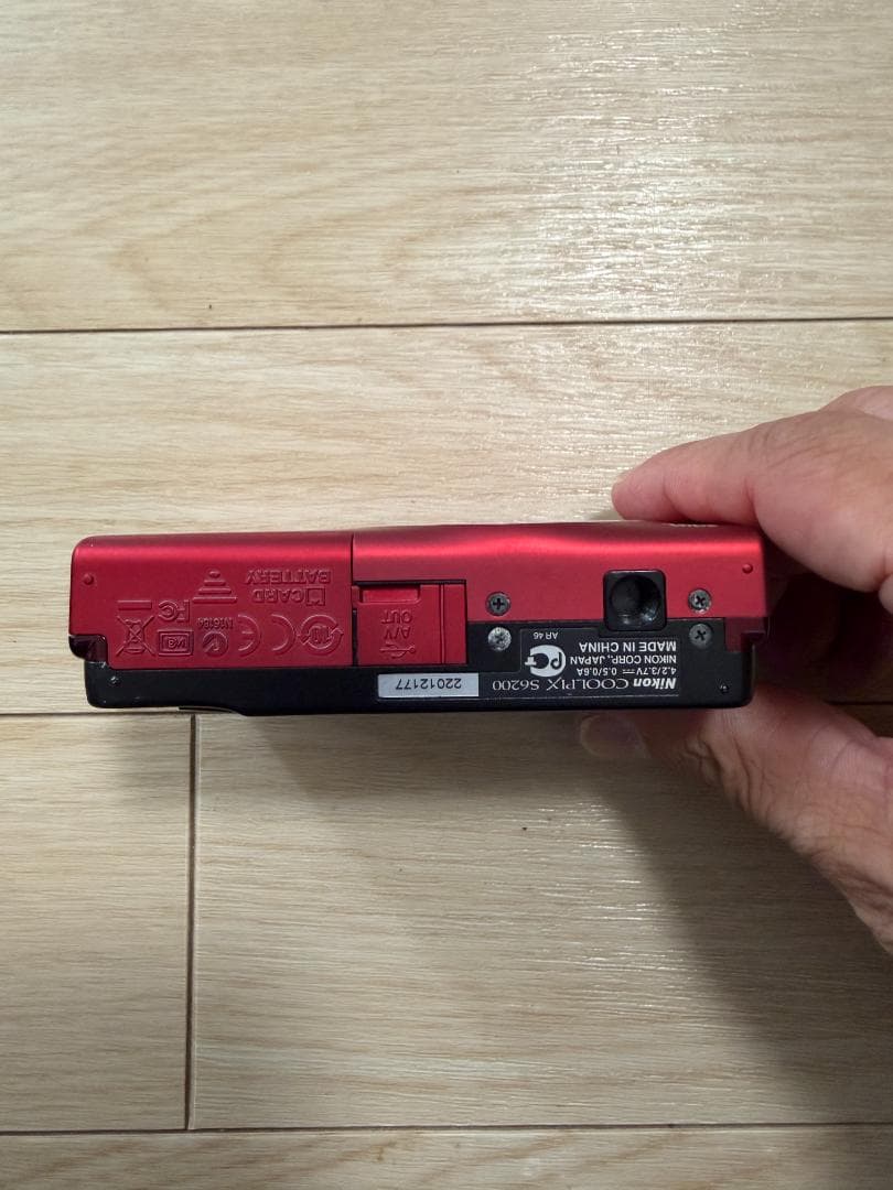 Nikon COOLPIX S6200 レッド コンパクトデジタルカメラ