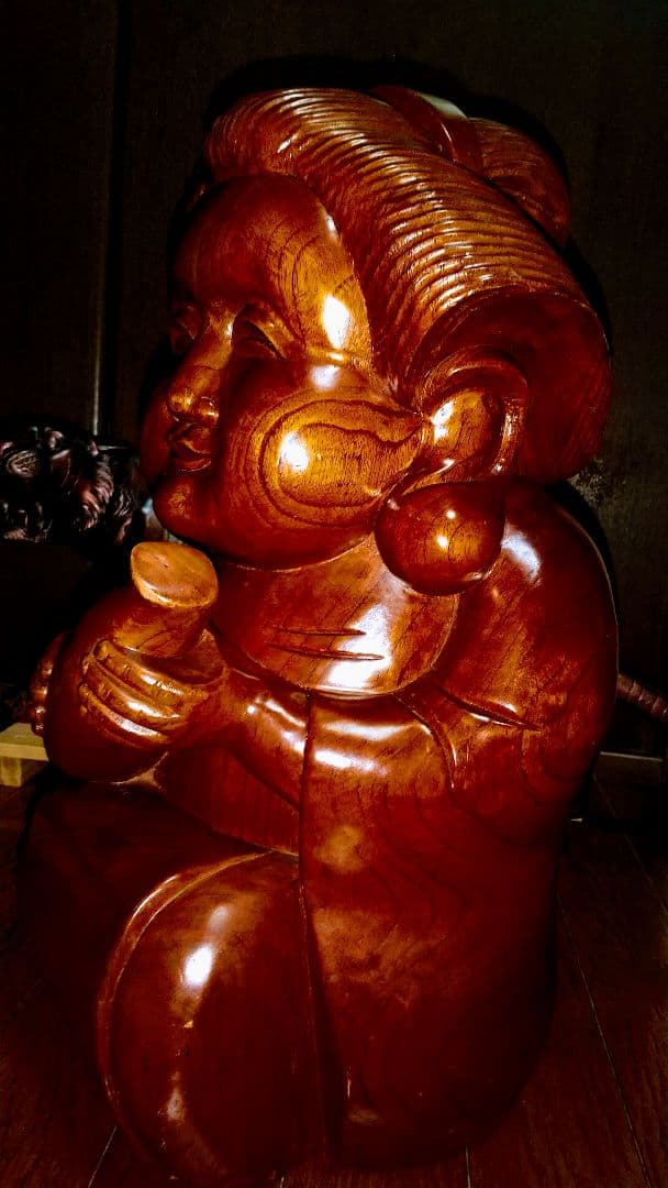 伝説＆超豪華木製.巨大.お福さんの置物.9.３kg