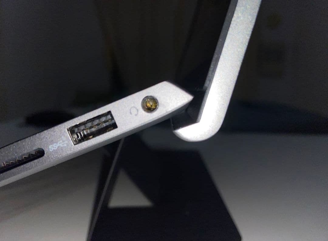 Inspiron15 Ryzen7 SSD 512GB メモリ16GB ケース付