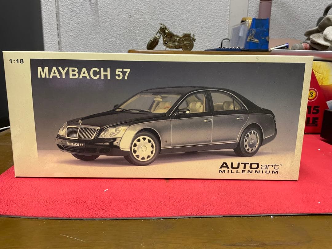オートアート　メルセデスベンツ　マイバッハ57