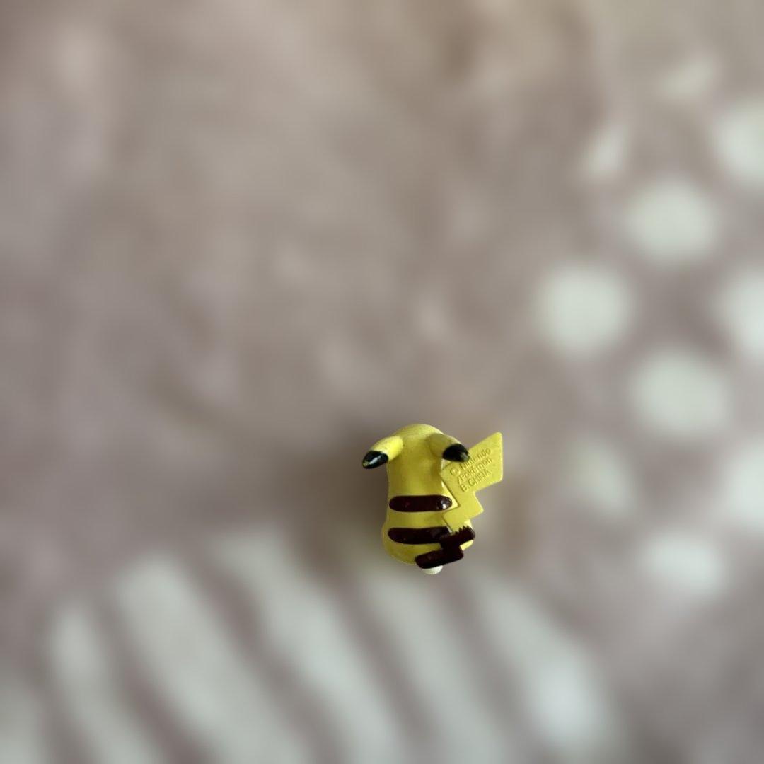 初期　ピカチュウ フィギュア
