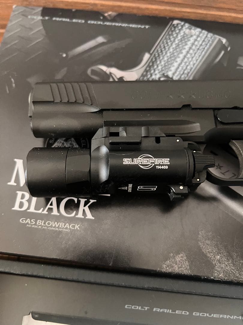 東京マルイ　M45A1　ガスブローバック　SUREFIRE X300 ULTRA