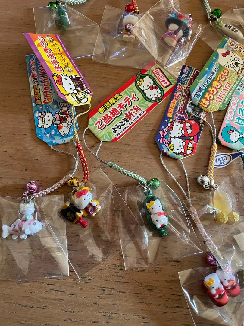 ハローキティ ご当地ストラップ セット40個値下げ不可