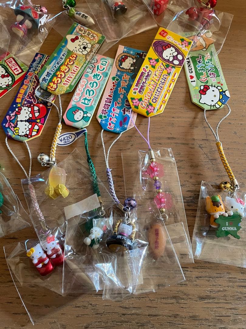 ハローキティ ご当地ストラップ セット40個値下げ不可