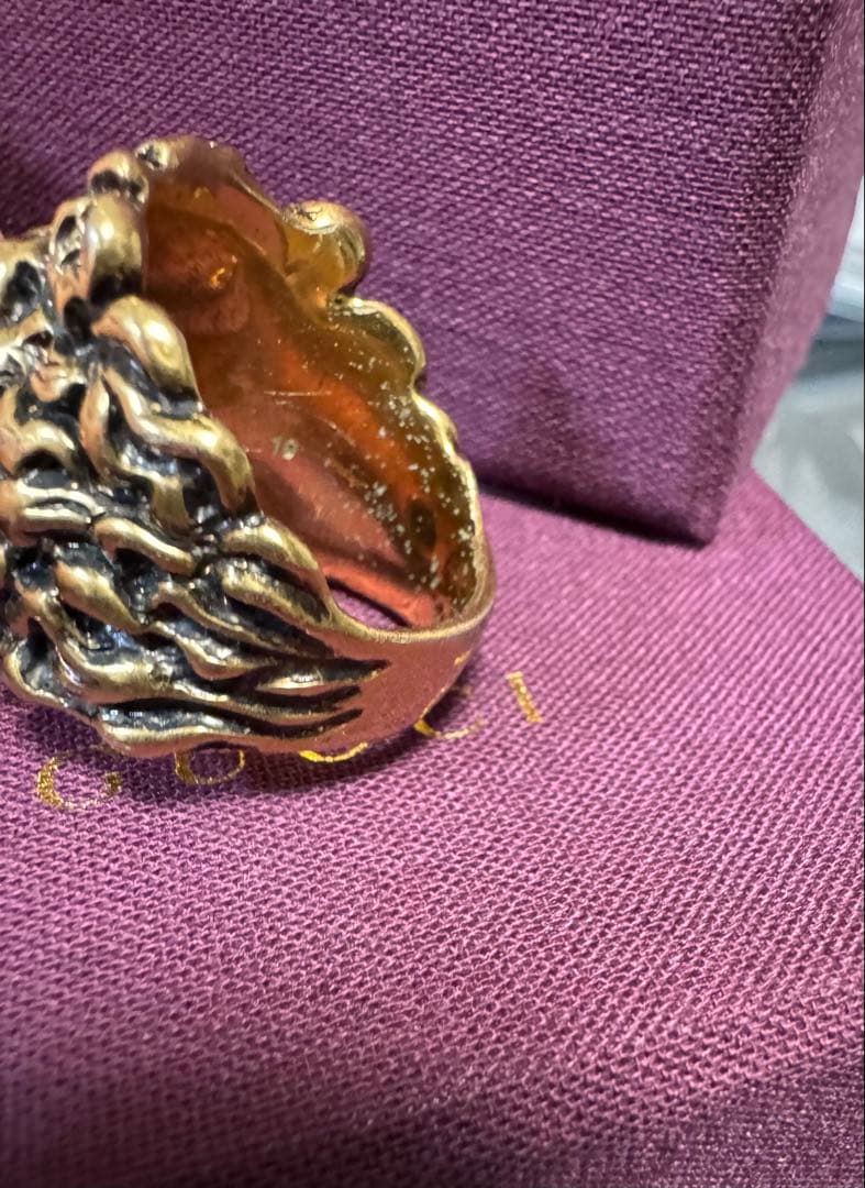 GUCCI指輪　ライオンベッド金色