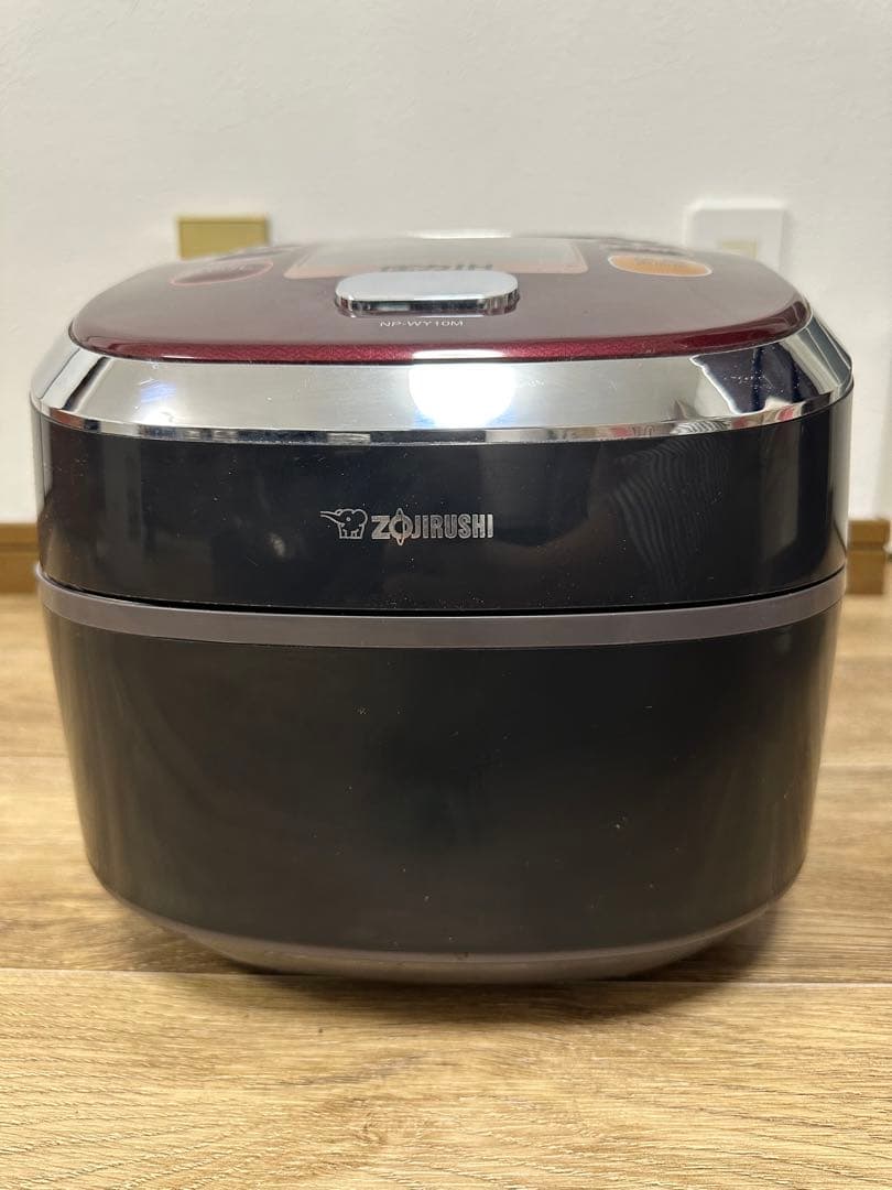 象印　圧力IH炊飯器　5.5合 炊飯容量1.0L NP-WY10Ｍ 2017年製