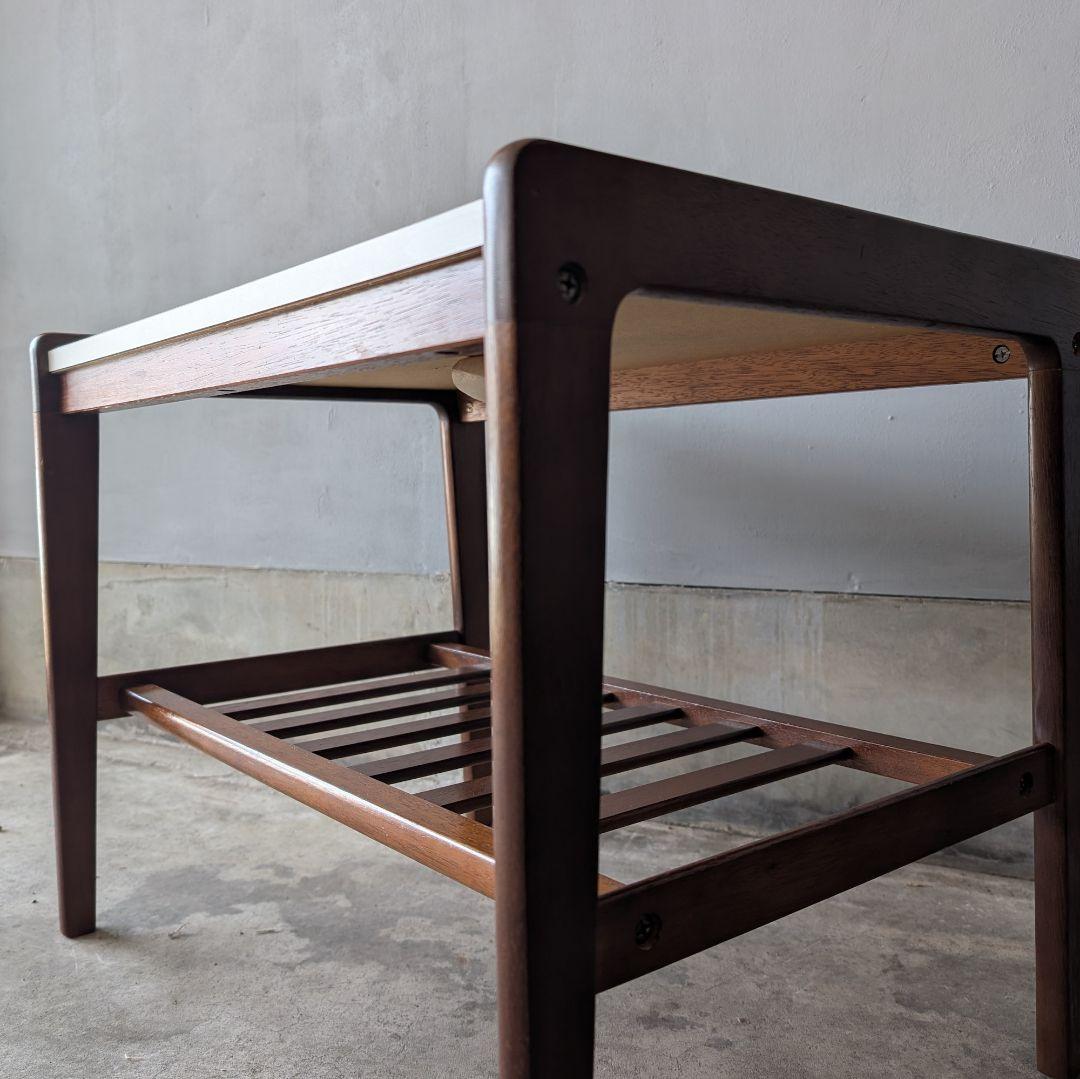 【古家具】カリモク 白い天板 ウォルナット色のカフェテーブルA　サイドテーブル