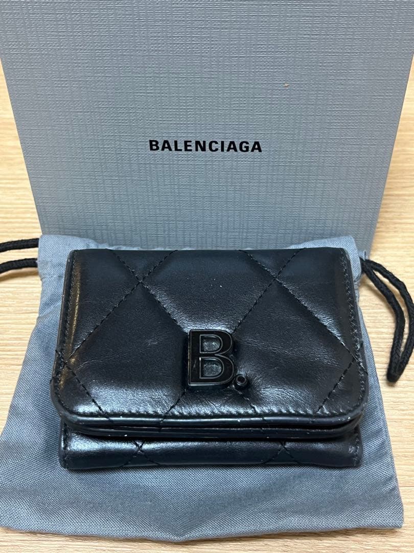 BALENCIAGA ブラック三つ折り財布