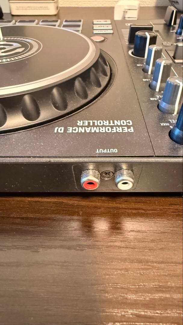 値下げ！Numark Mixtrack Pro FX DJコントローラー