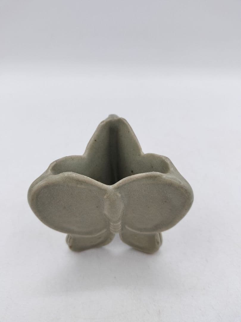 c734 蓋置 灰釉 蝶　遠州七窯　膳所　陽炎園 木箱 茶道具 古物