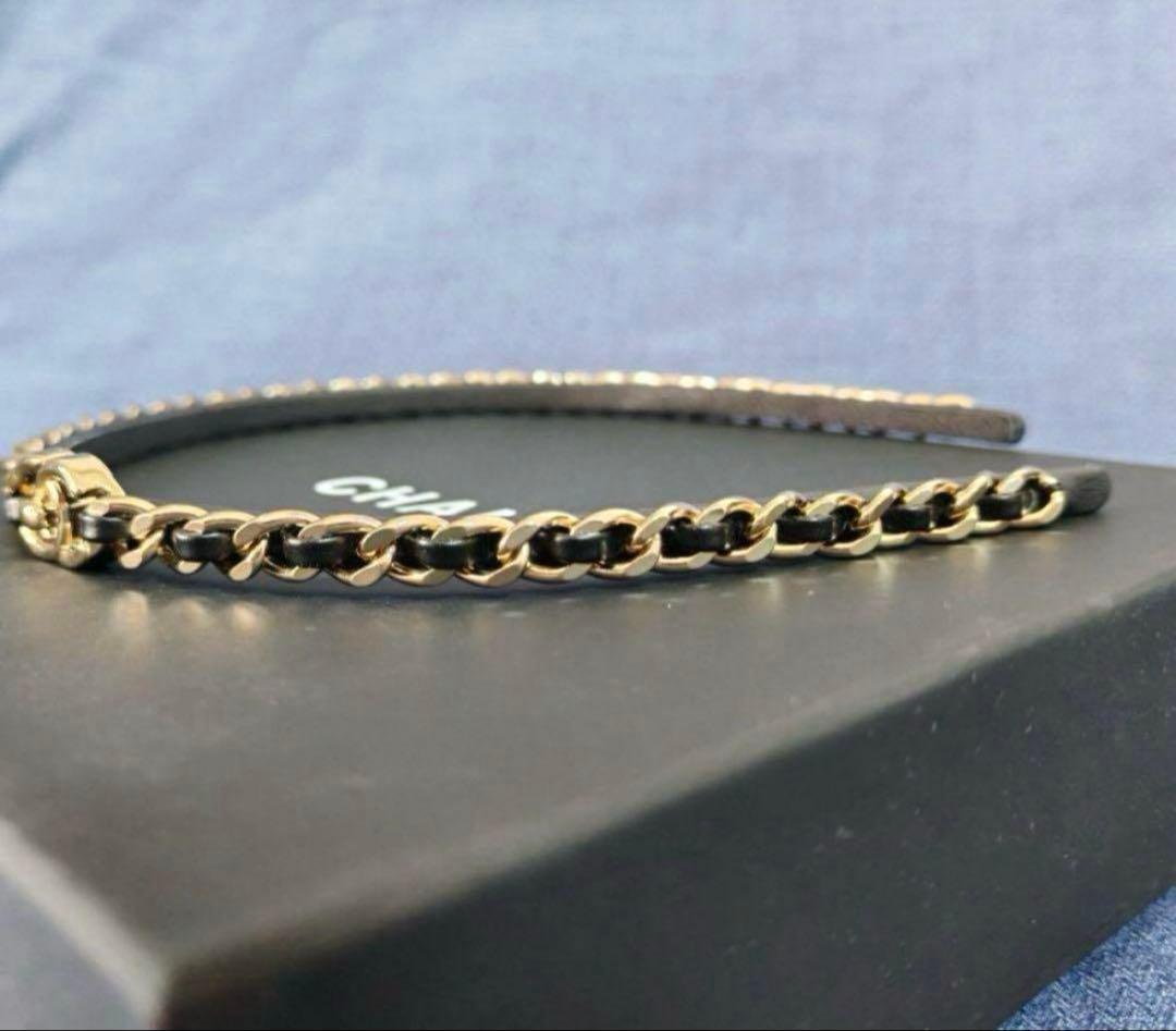 CHANEL ゴールド ブラック ヘアバンド