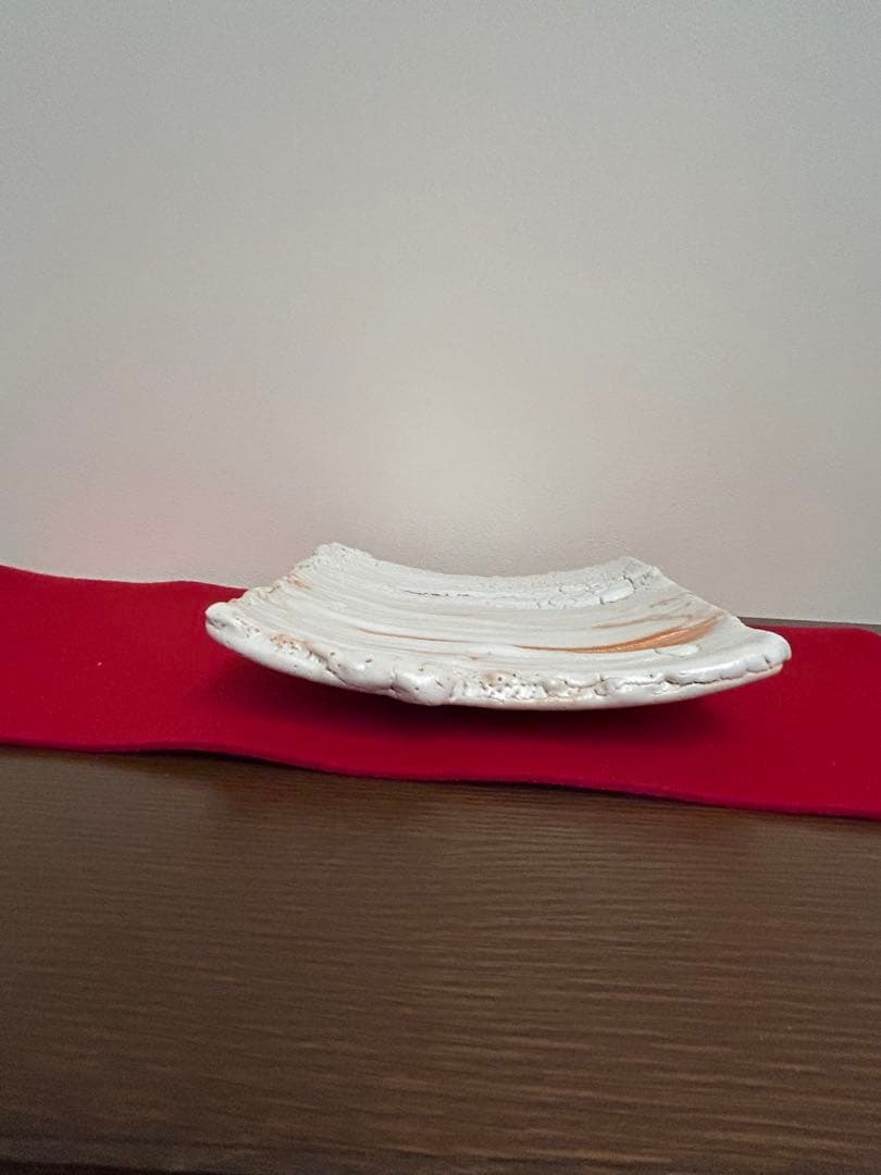 堀一郎作　志野四方皿