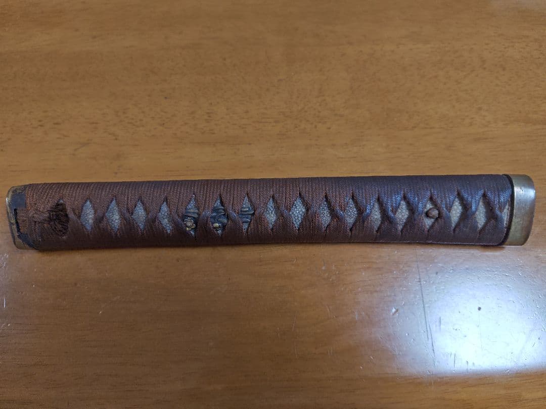 江戸期　打刀拵 黒鞘 茶色柄、鐔、金着切羽、鐺