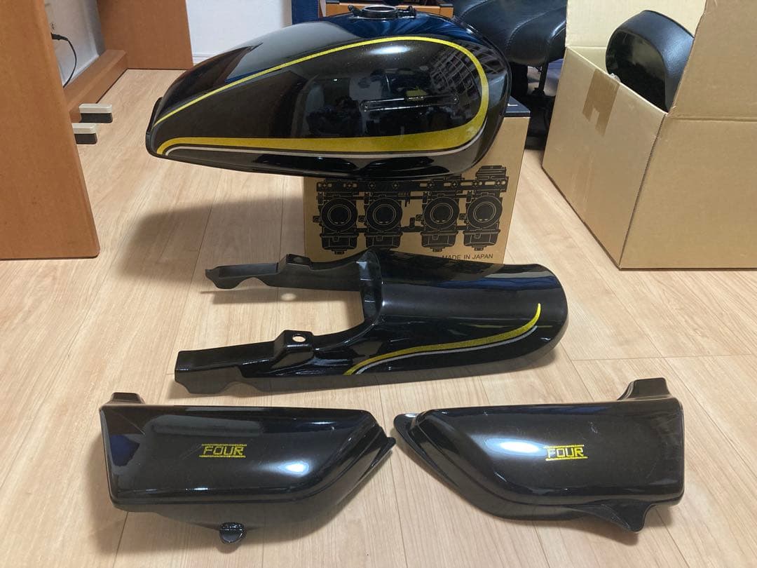 Z1Z2Z750D1KZ900KZ1000KZ外装タンクテールカウルサイドカバー