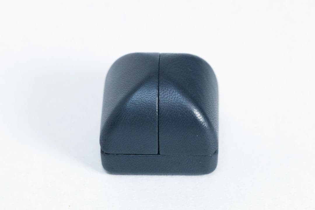 美品HARRY WINSTON リングケース ダークブルー ケースのみ