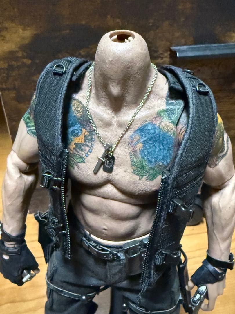 ホットトイズ エクスペンダブルズ バーニー 素体 ラッセル・クロウ 似