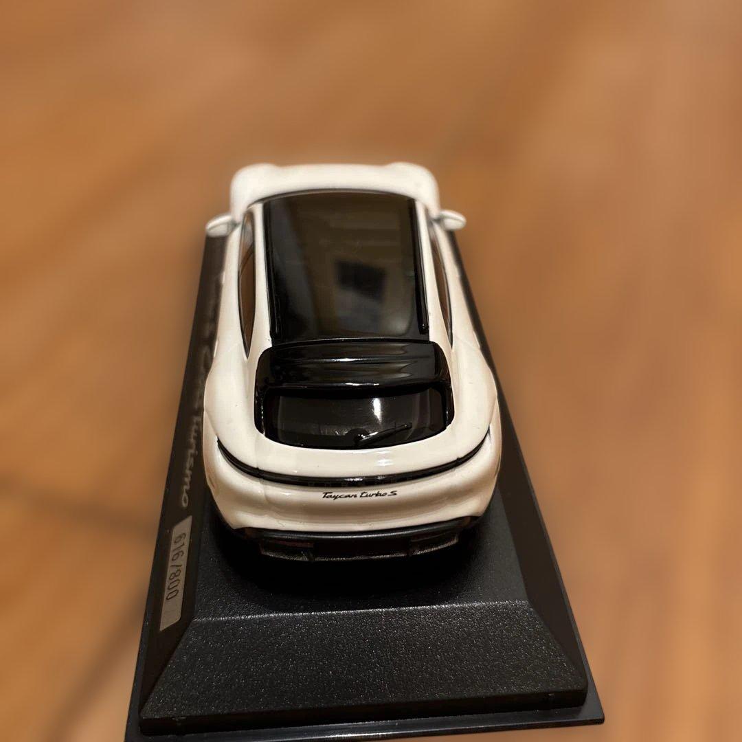 【世界800台限定・非売品】ポルシェ タイカン L-BANK特注 1/43