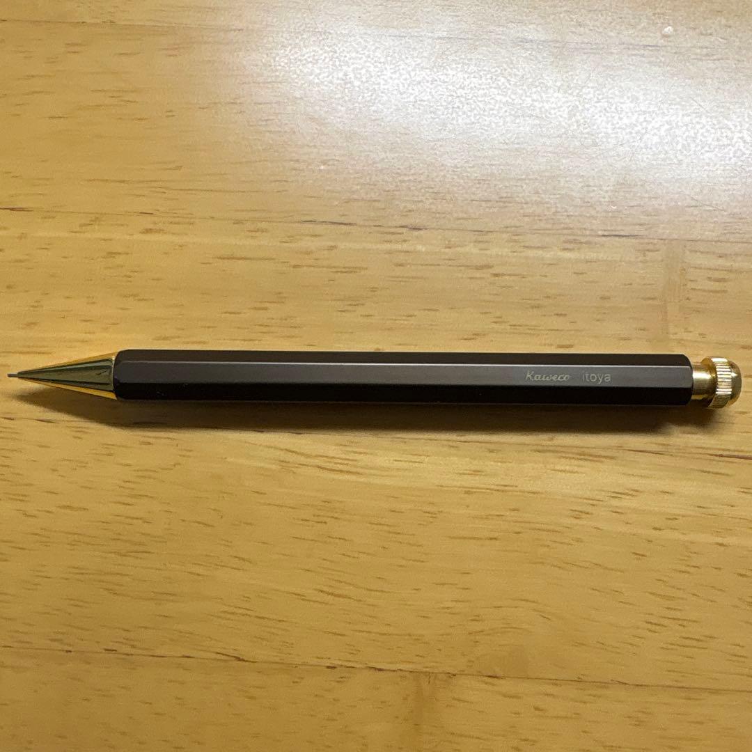 伊東屋限定カヴェコスペシャル　オリーブブラウン 0.5mm