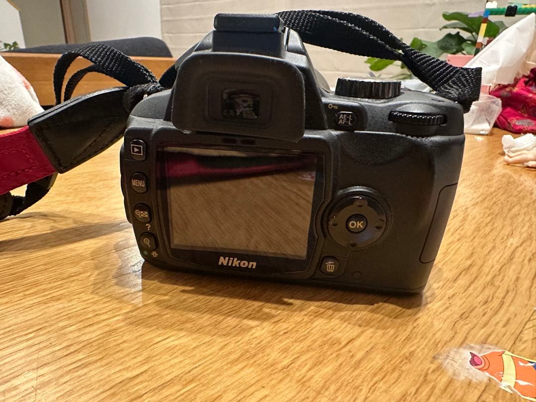 Nikon デジタル一眼レフカメラ D60